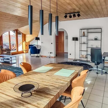 Stylish Loft With Balcony, Quiet And Spacious Unterschleissheim Exterior photo