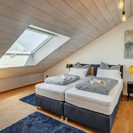 Stylish Loft With Balcony, Quiet And Spacious Unterschleissheim Exterior photo