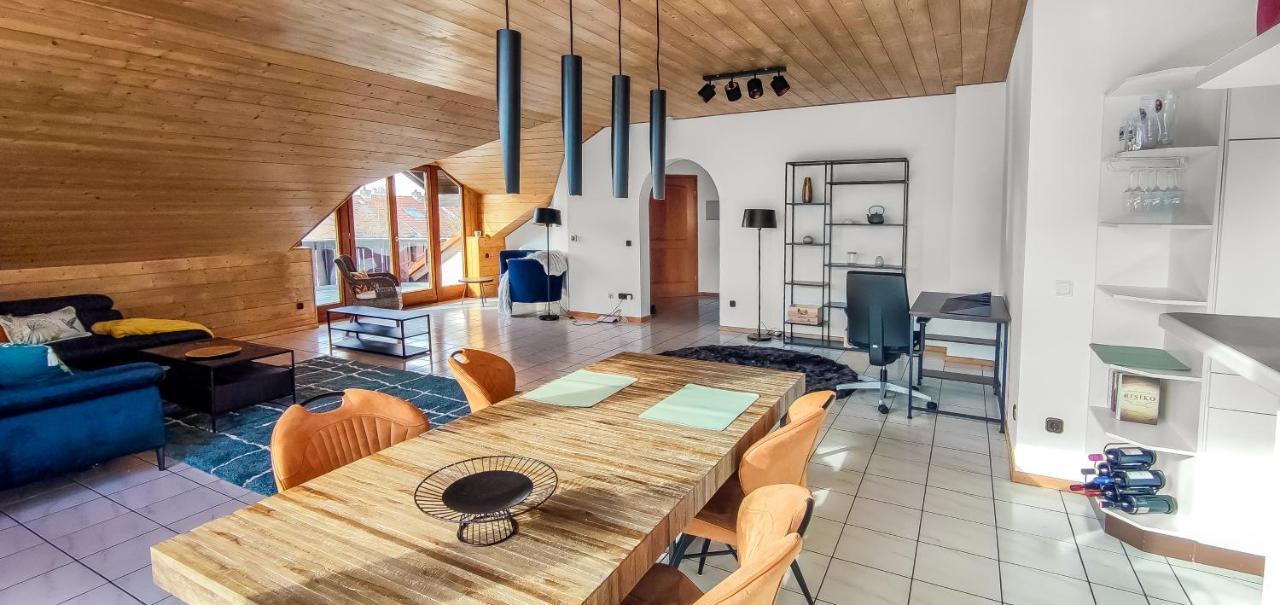 Stylish Loft With Balcony, Quiet And Spacious Apartment Unterschleissheim