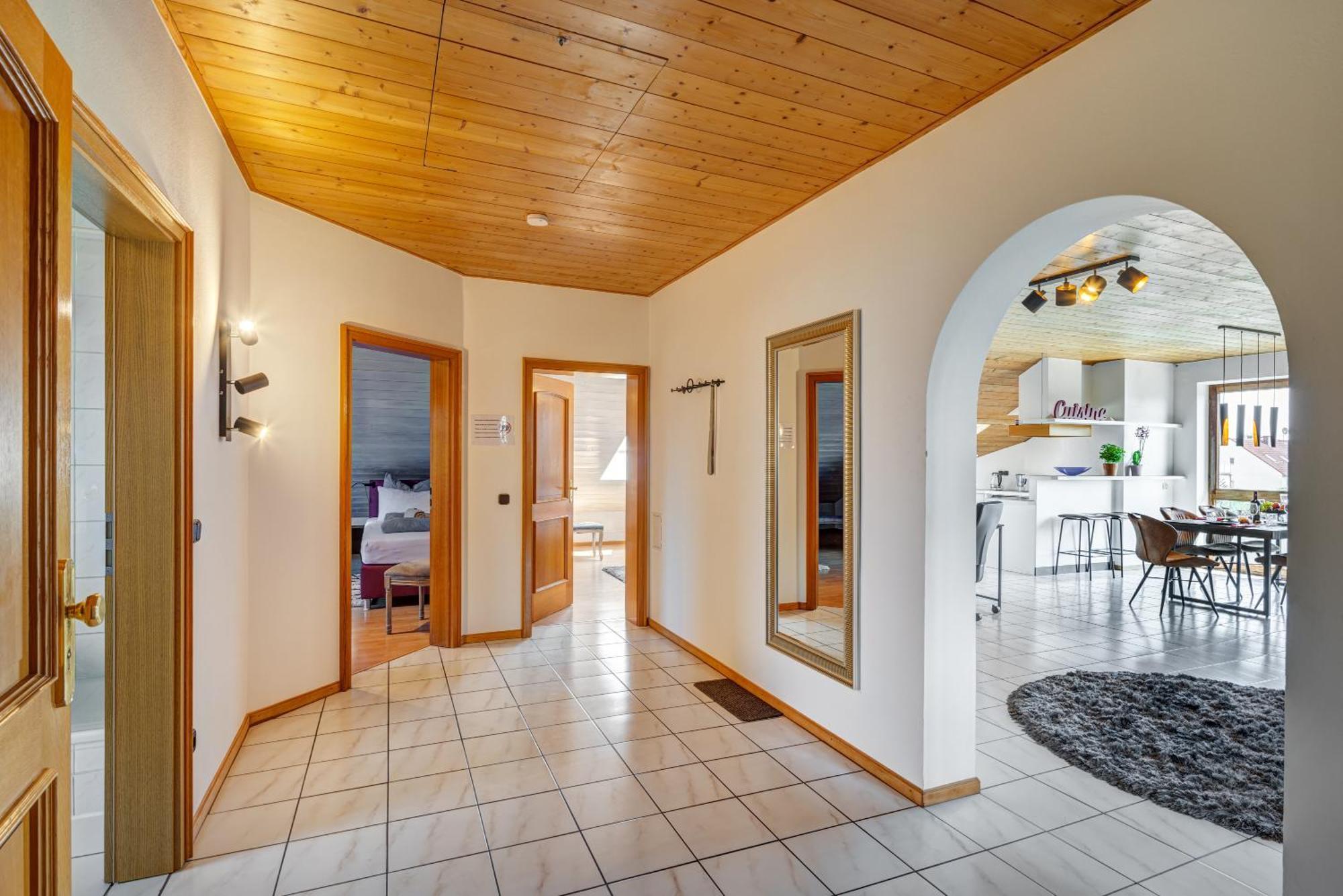 Apartment Stylish Loft With Balcony, Quiet And Spacious